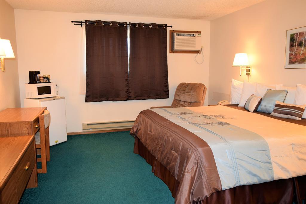 Country Inn Libby Экстерьер фото
